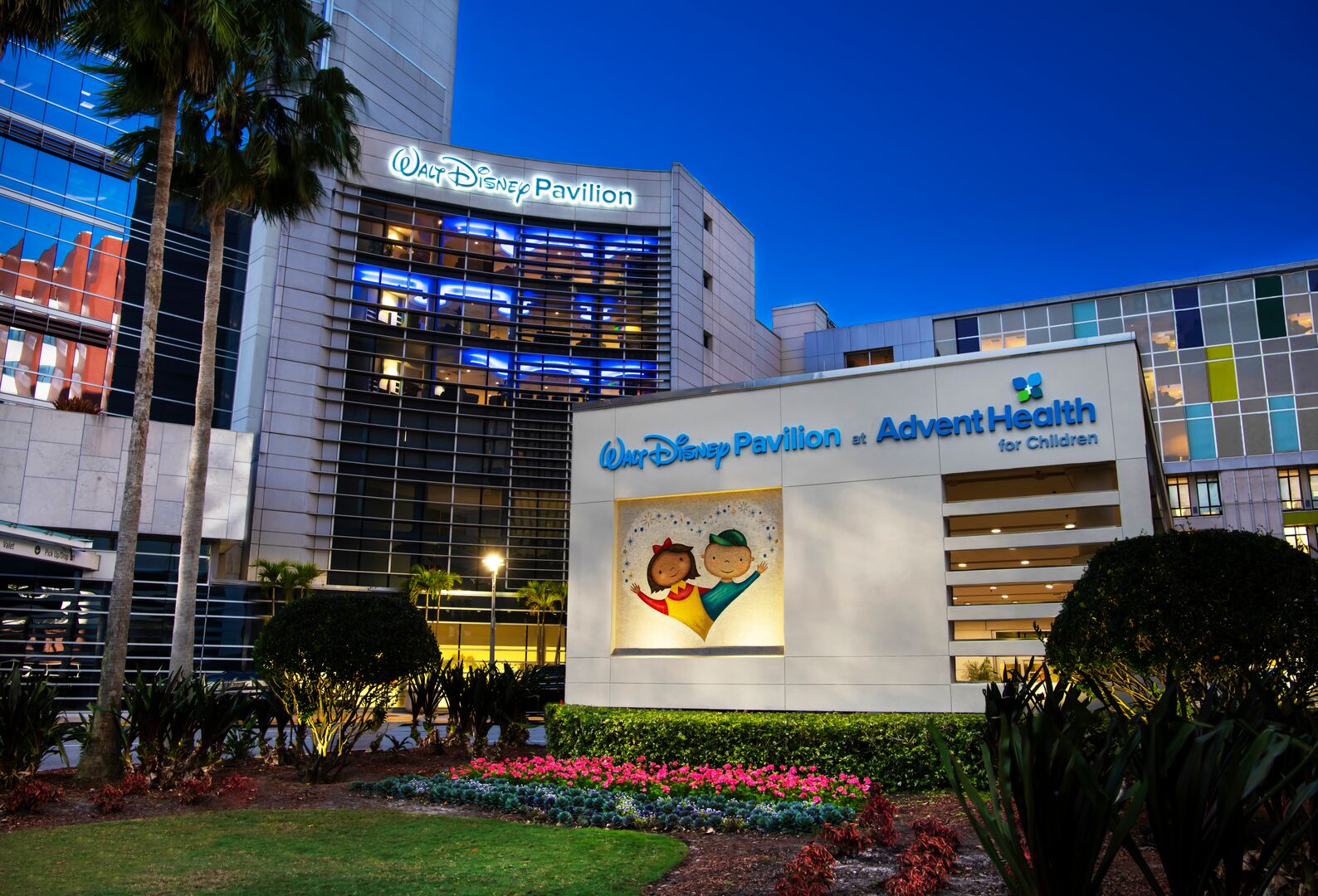 photo of a hospital with the sign AdventHealth for Children 
