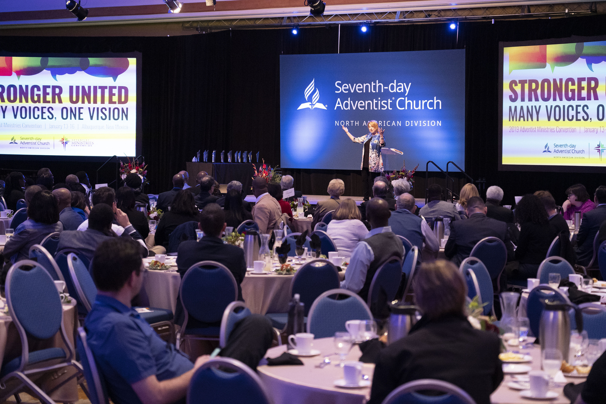 During the awards banquet, AMC 2019 attendees listen to keynote speaker. Photo by Dan Weber