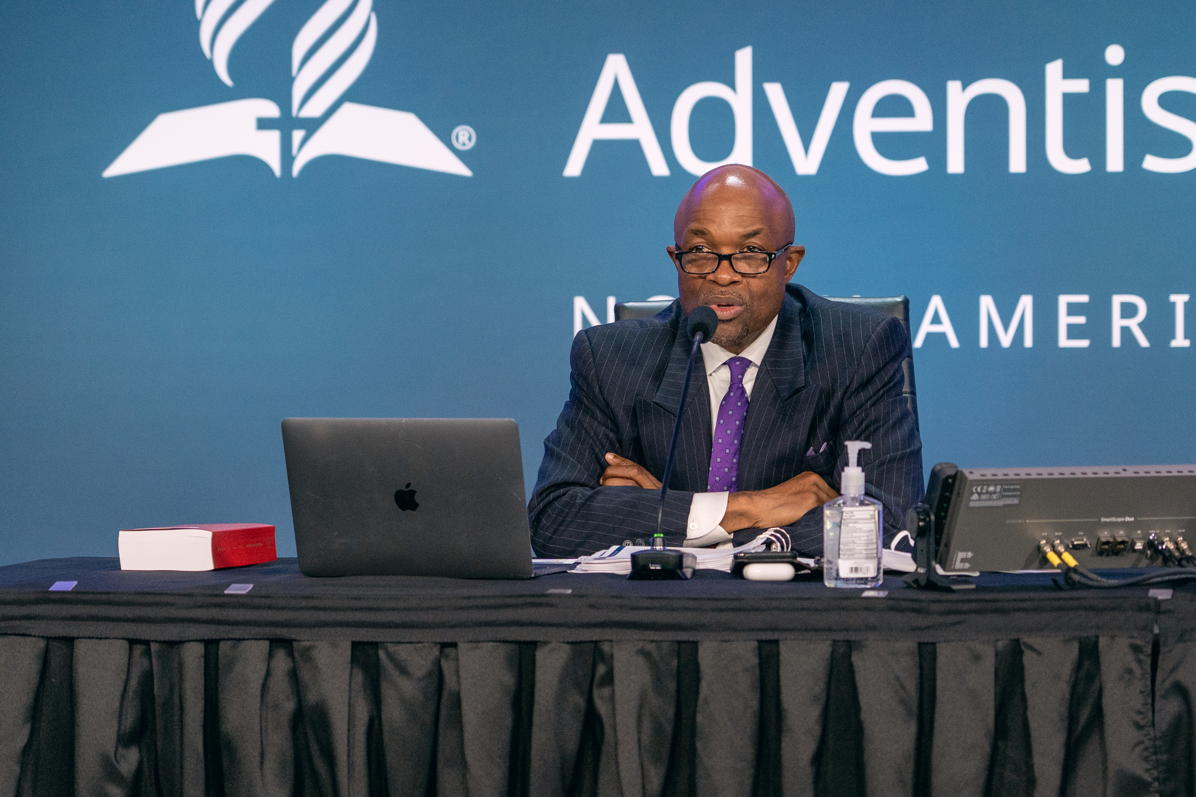 NAD president G. Alexander Bryant address the division’s executive committee members during the 2020 Year-end Meetings. Photo: Pieter Damsteegt