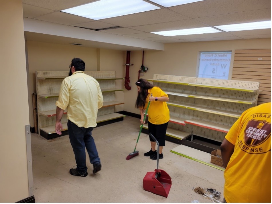 We cleaned and prepared a couple of extra rooms in the Tabernacle SDA Church for Distribution