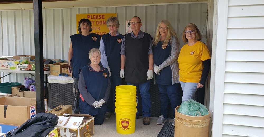 Volunteers of ACS Montana Conference’s Hot Springs Thrift Store prepare to receive visitors.