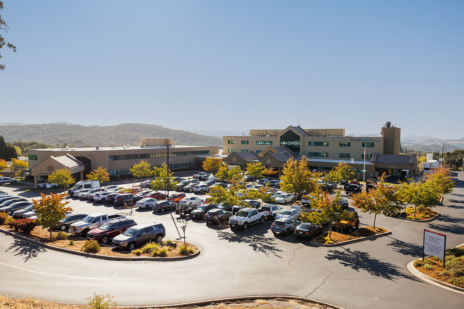 Photo of Pacific Union College campus and parking lot