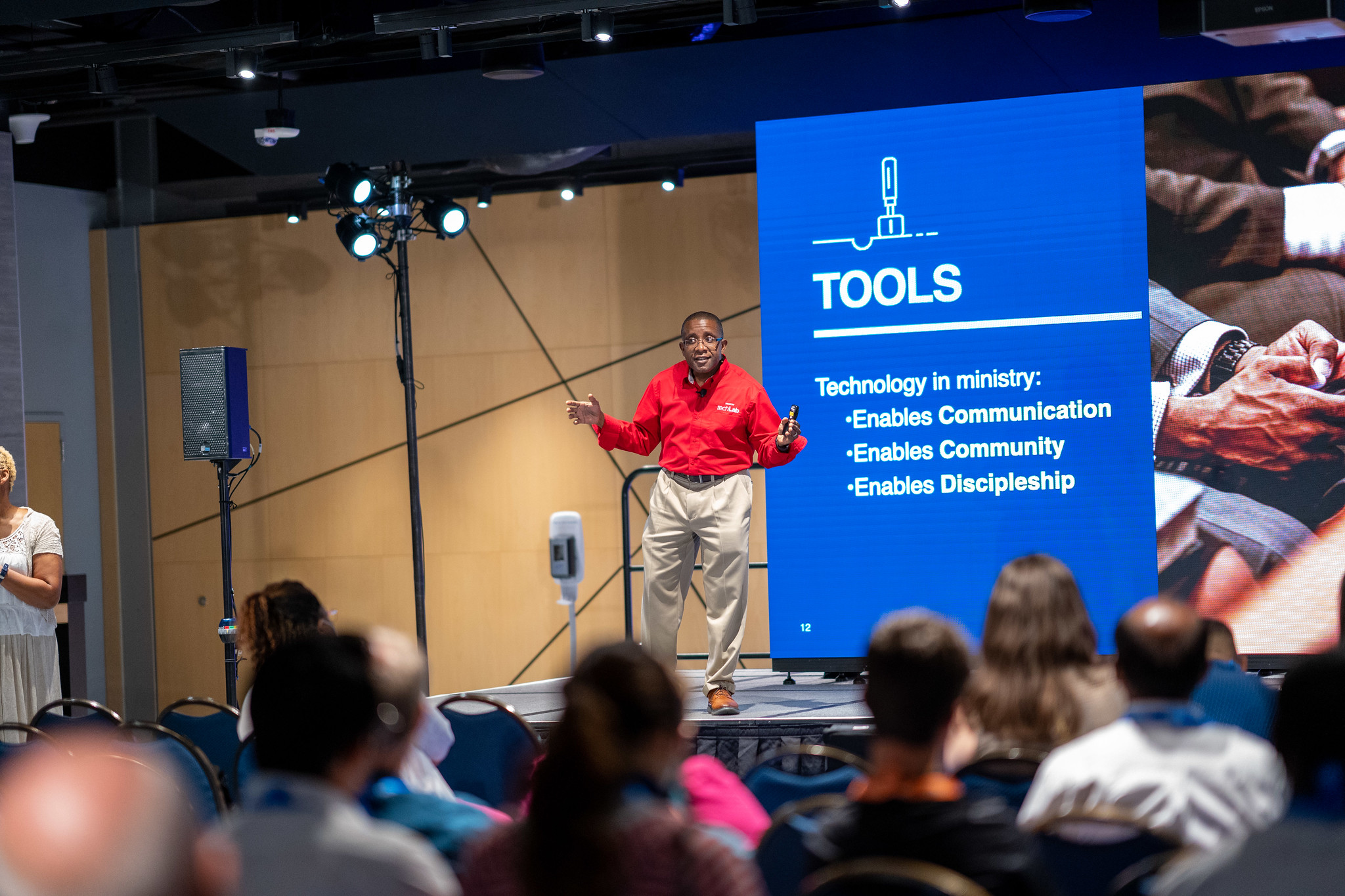 NAD Professional Services Director Rohann Wellington, who supervised the tech lab at Called Convention gives advice to tech-minded missionaries at his talk on digital evangelism. Wellington says he hopes the strategies presented in the lab will help pastors “grow their ministry effectiveness in transformative and relevant ways.”