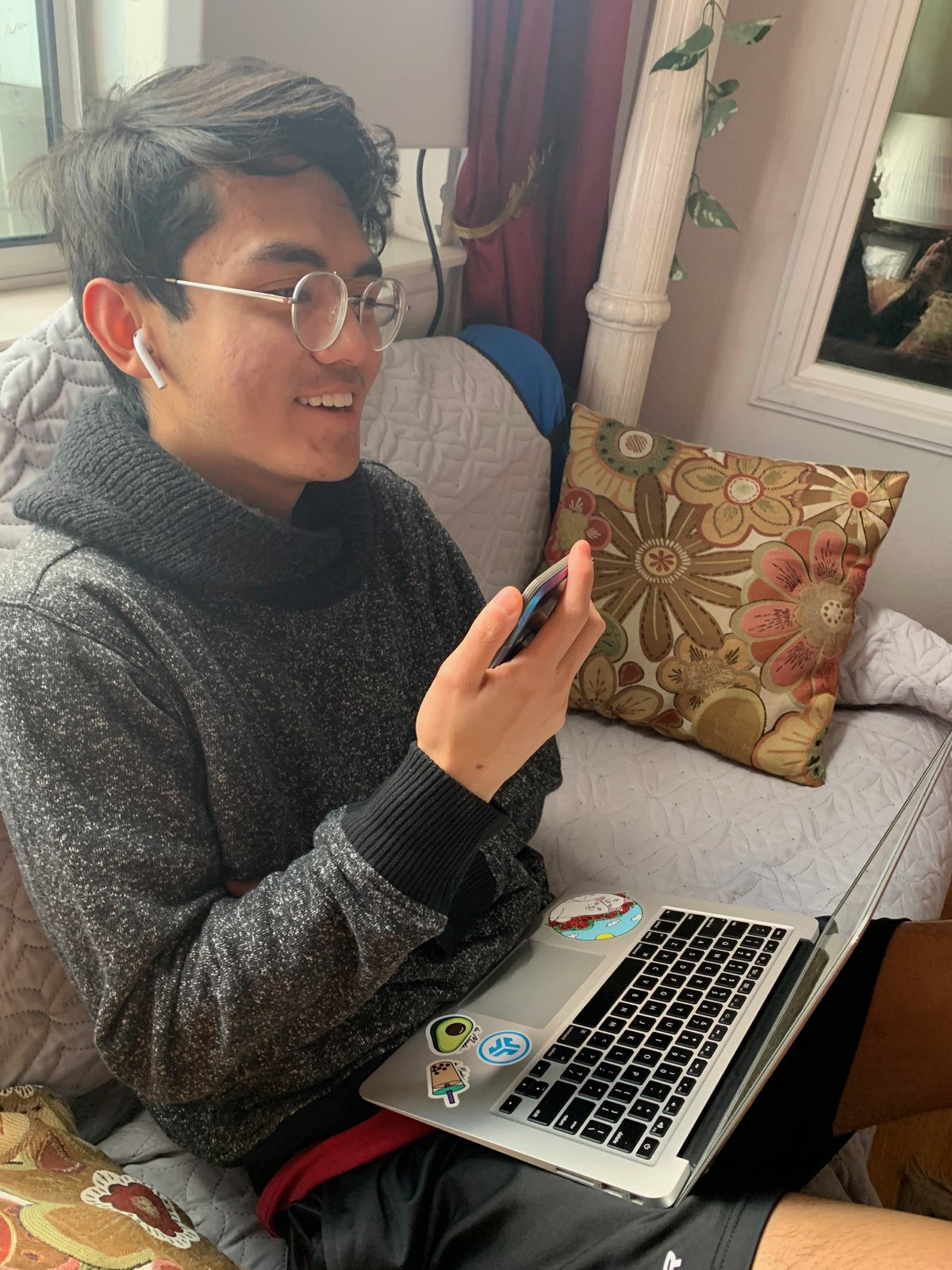 SOULS West student engages with other students during a recent online class as they plan how to reach the Los Angeles area with literature