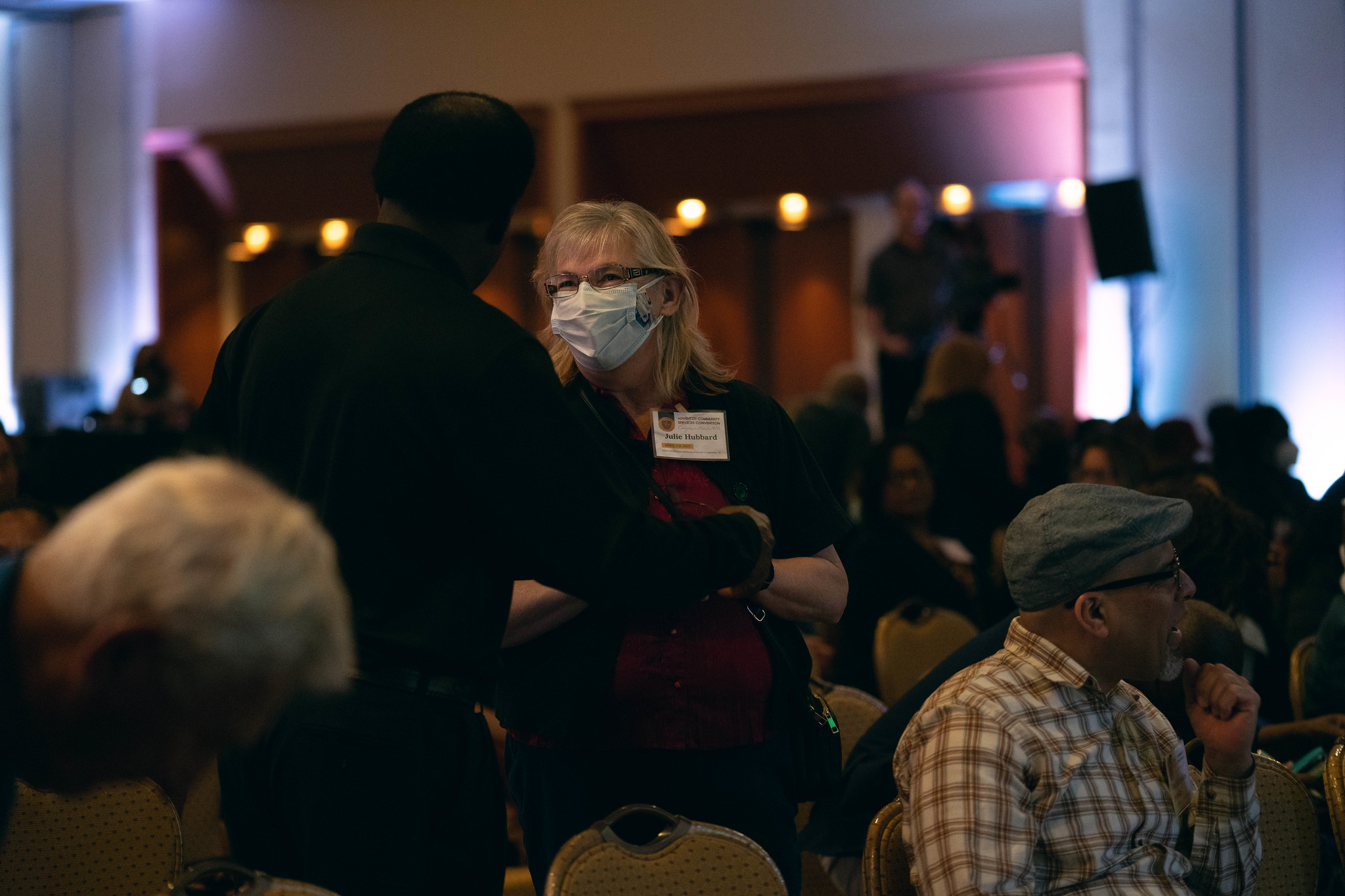 ACS convention attendees greet each other at the 2022 convention held April 5-9.