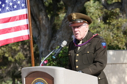 Adventist-chaplain-dick-stenbakken-speaks-at-memorial