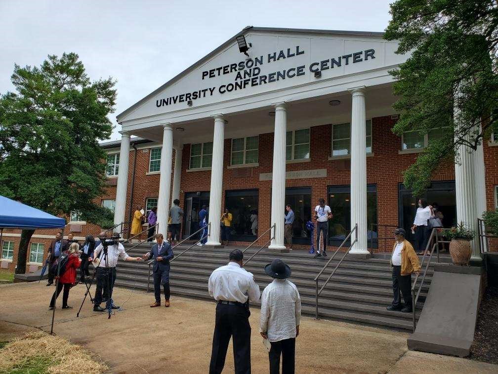 Oakwood Peterson Hall and University Conference Center