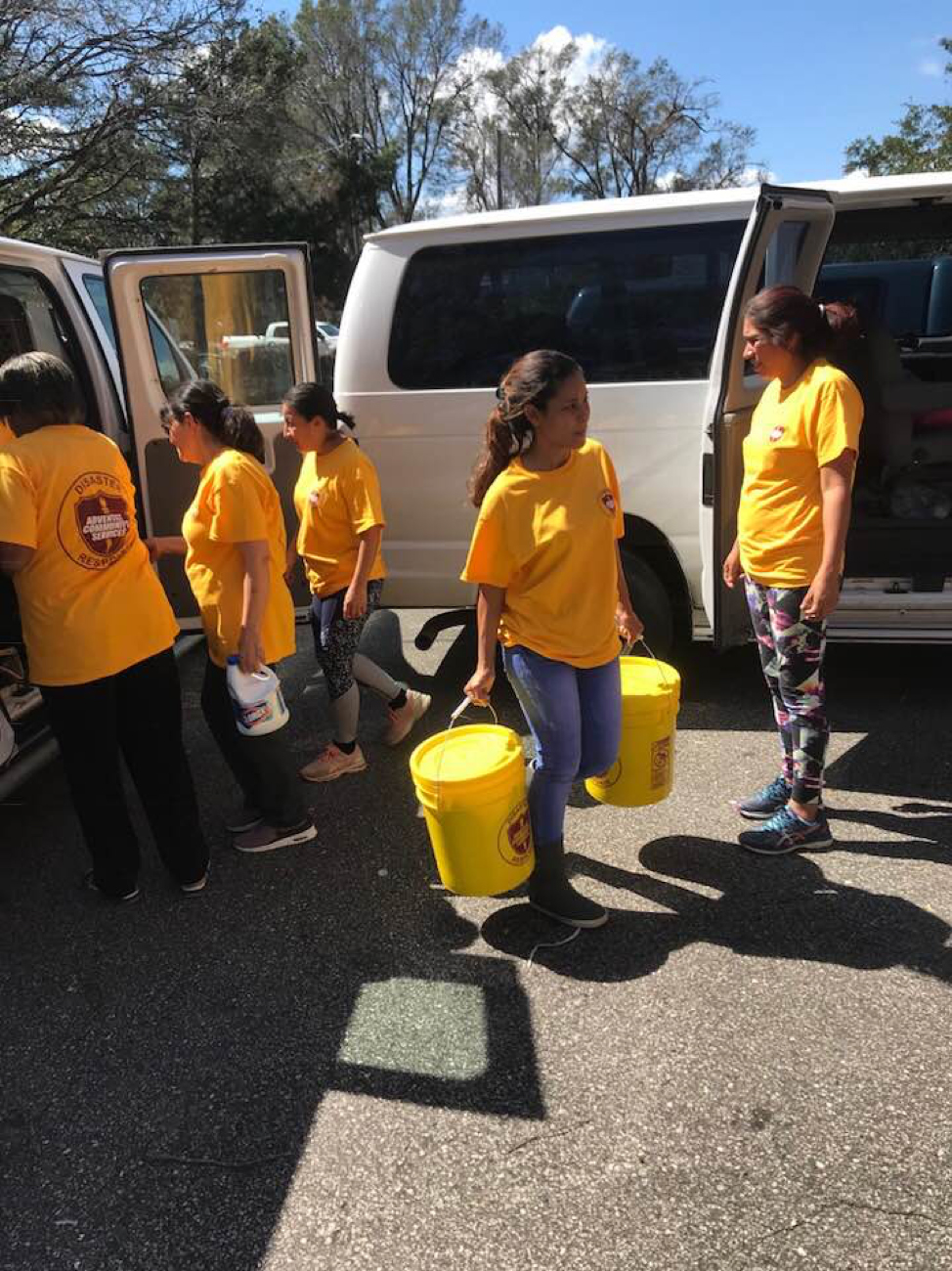 ACS DR Greater New York Conference team delivers flood buckets in North Carolina