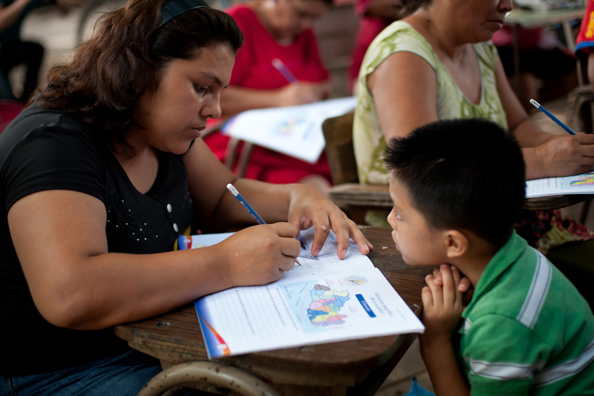 El Salvador Partners in Mission literacy program